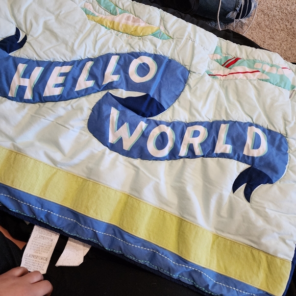 💕3/$15💕 "Hello World" Airplane Crib Blanket - Picture 2 of 2